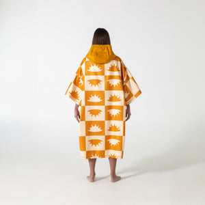 VOITED Micro Fleece Poncho - Concha