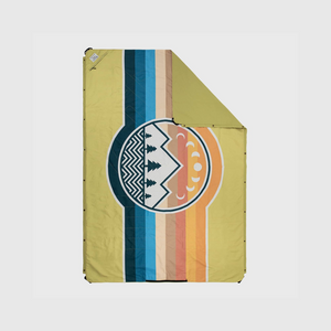 VOITED Compact Picnic & Beach Blanket  - Camp Vibes / Pistachio