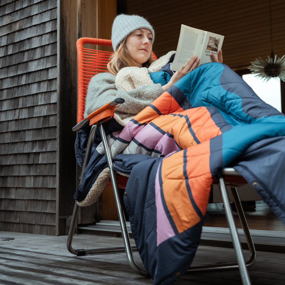 VOITED CloudTouch® Indoor/Outdoor Camping Blanket - Peaks