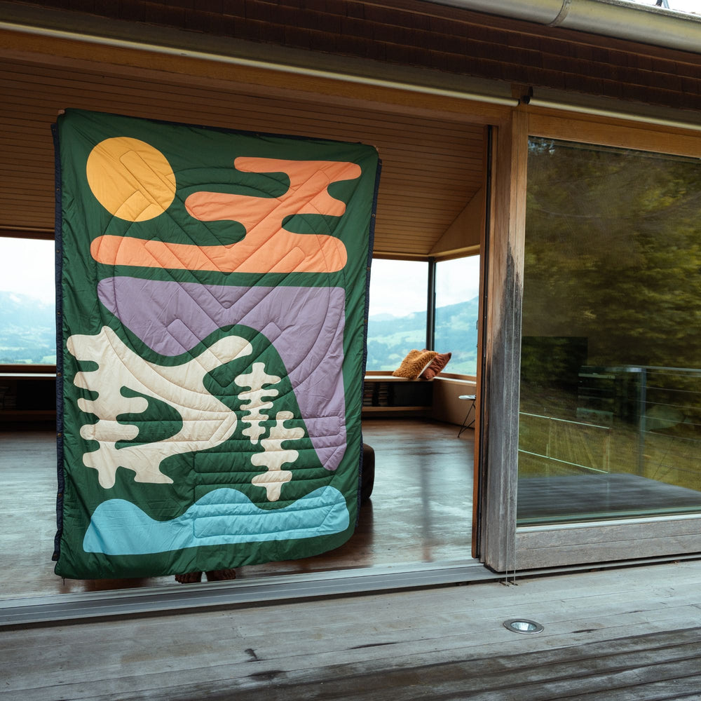 VOITED Mini Traveler Cream Indoor / Outdoor Camping Blanket -Trailbound