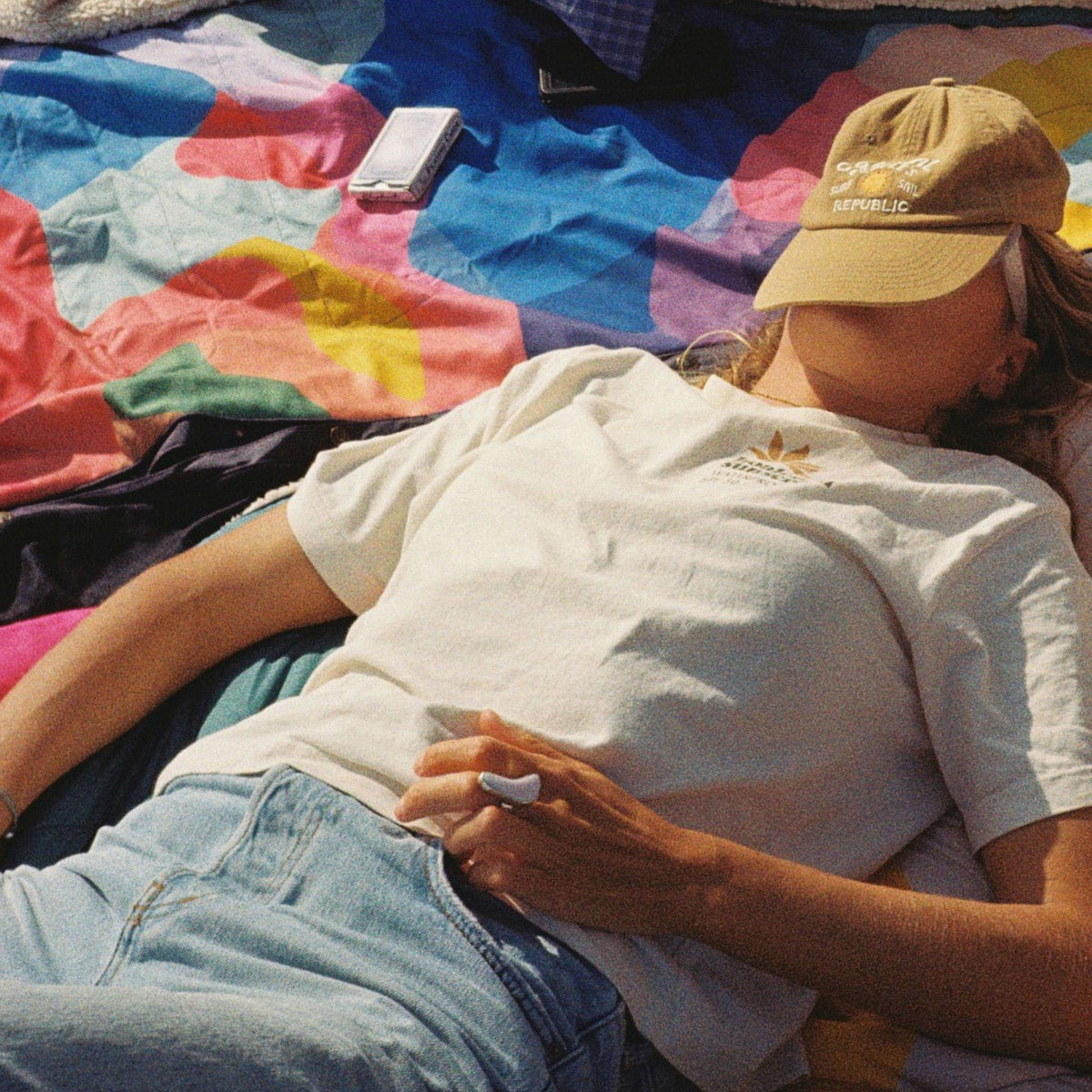 VOITED Compact Picnic & Beach Blanket  - Beyond Real