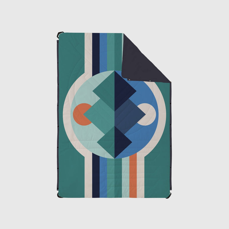 VOITED Compact Picnic & Beach Blanket  - Luna Creek