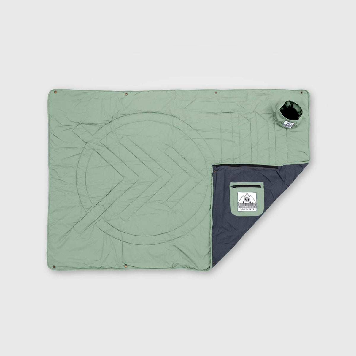 VOITED Quilted Premium Recycled Pet Blanket - Cameo Green