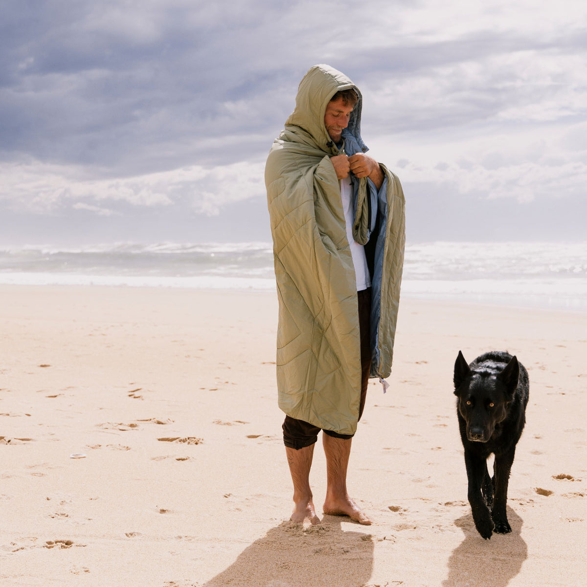 VOITED Recycled Ripstop Travel Blanket - Olive/Mountain Spring