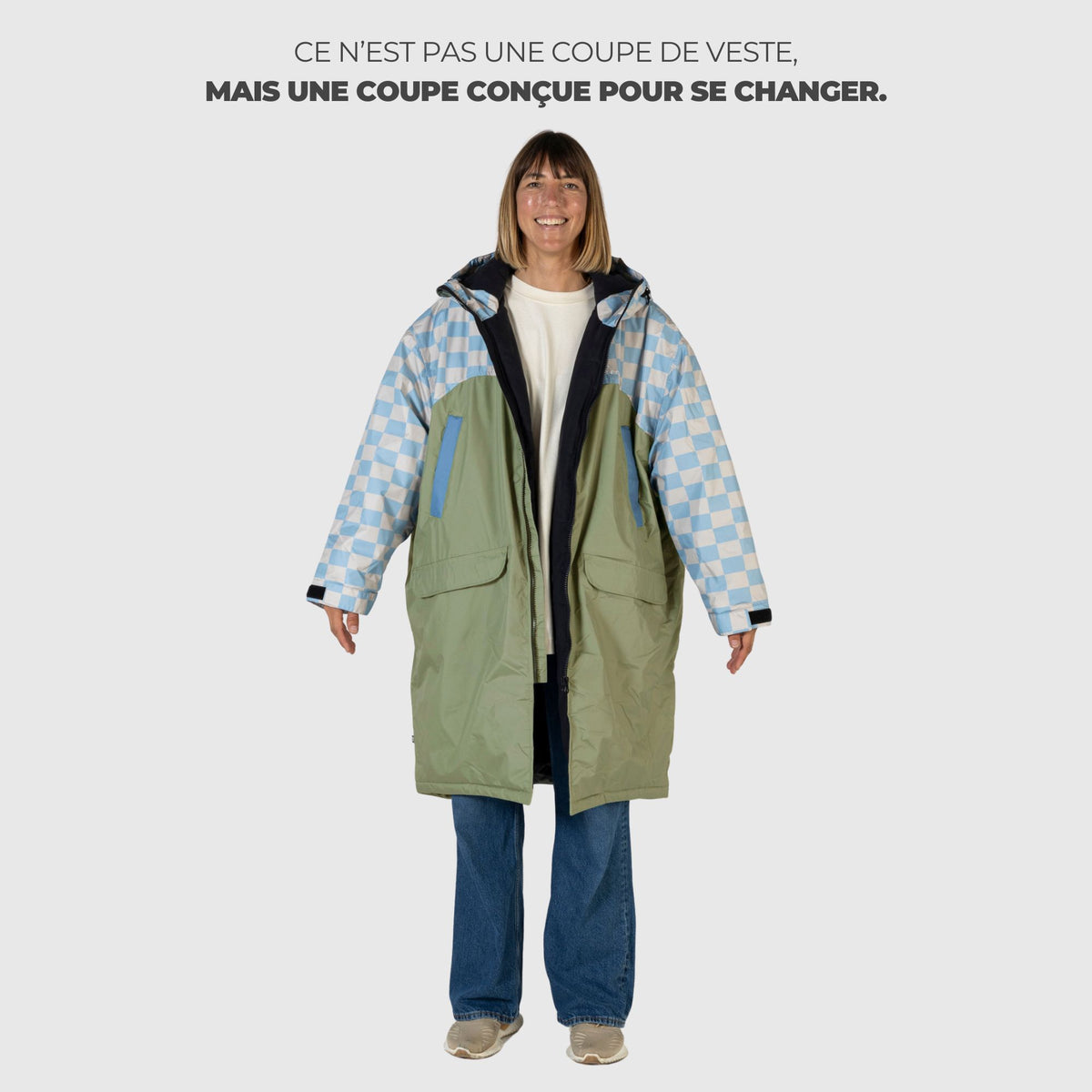 VOITED 3rd Edition Outdoor Change Robe & Drycoat for Surfing, Camping, Vanlife & Wild Swimming - Blue Dancer