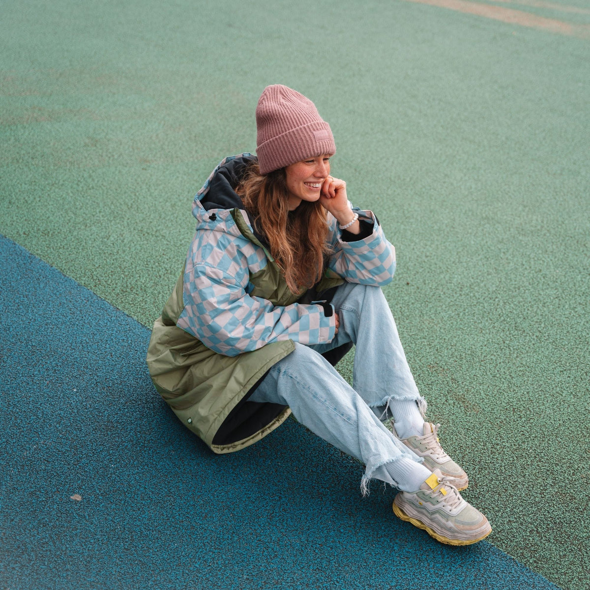 VOITED 3rd Edition Outdoor Change Robe & Drycoat for Surfing, Camping, Vanlife & Wild Swimming - Blue Dancer