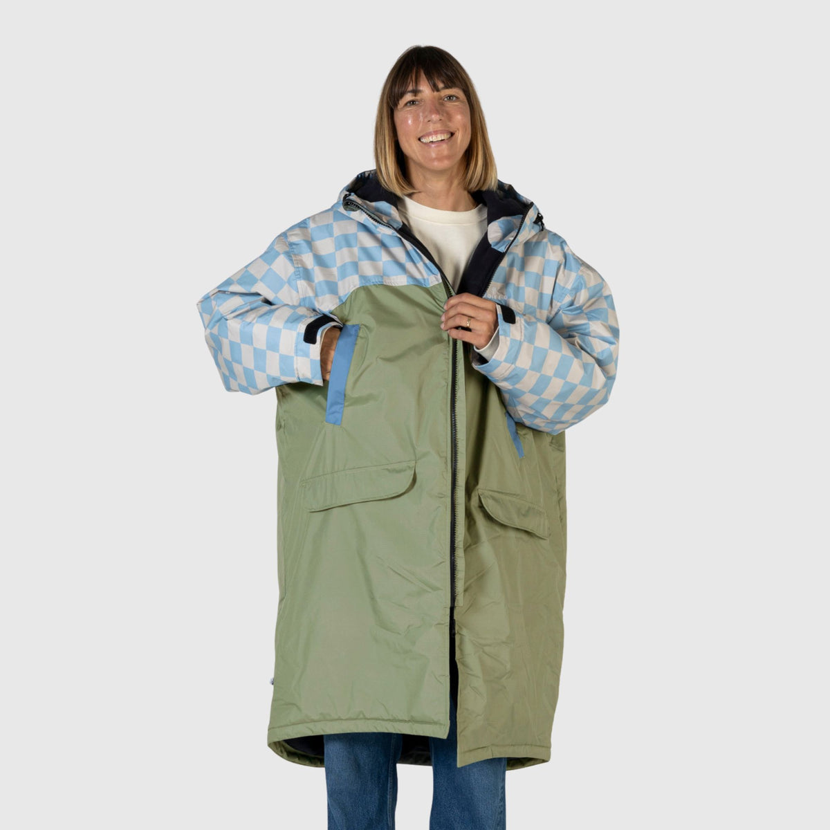 VOITED 3rd Edition Outdoor Change Robe & Drycoat for Surfing, Camping, Vanlife & Wild Swimming - Blue Dancer