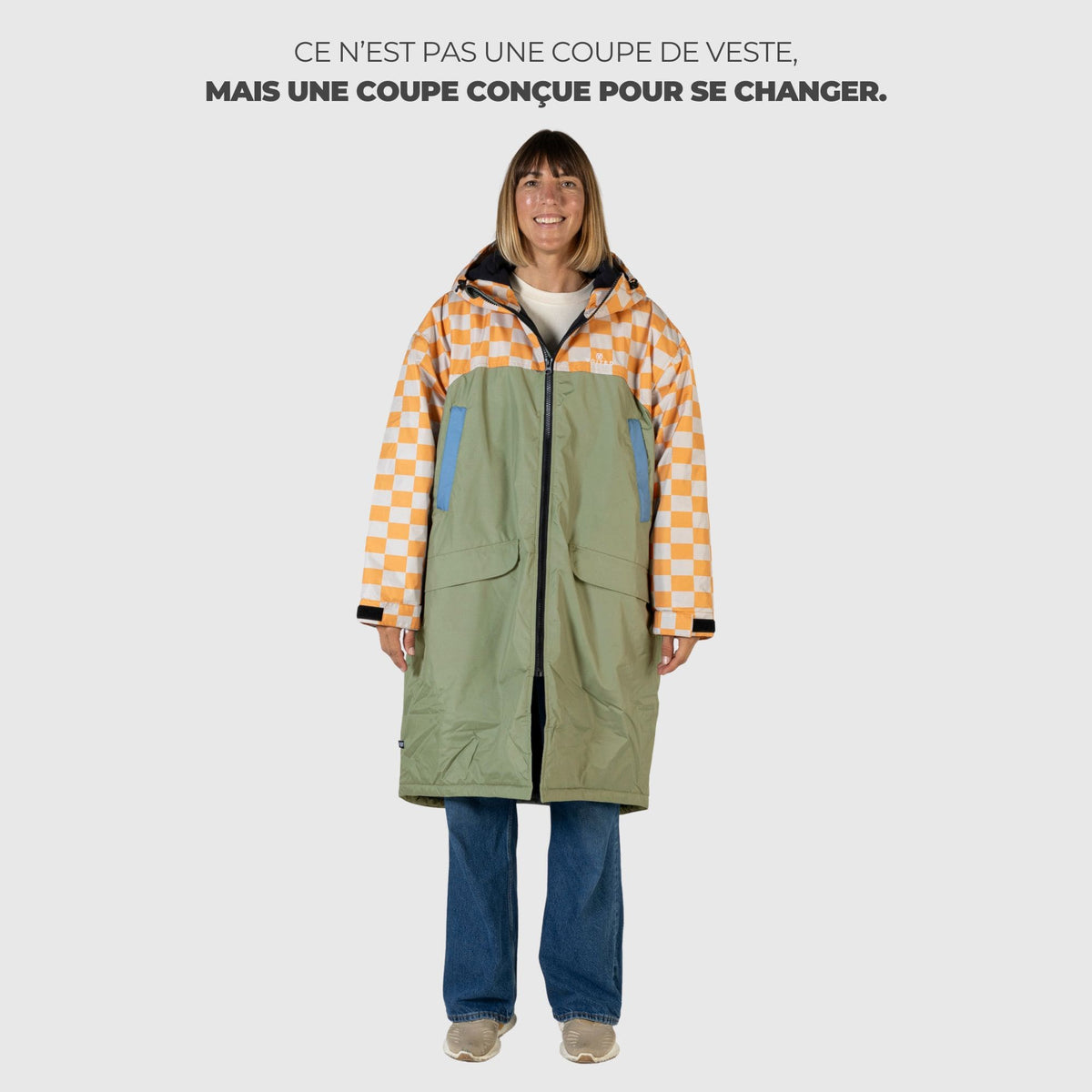 VOITED 3rd Edition Outdoor Change Robe & Drycoat for Surfing, Camping, Vanlife & Wild Swimming - Suns Out