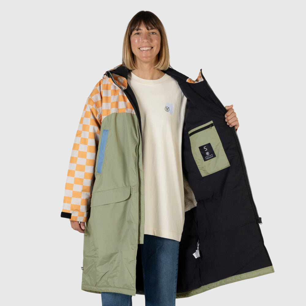 VOITED 3rd Edition Outdoor Change Robe & Drycoat for Surfing, Camping, Vanlife & Wild Swimming - Suns Out