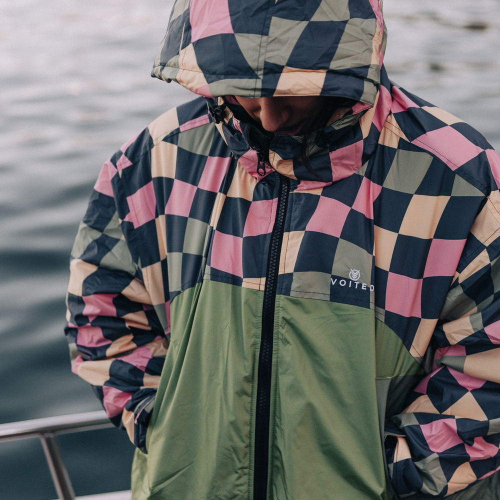 VOITED 3rd Edition Outdoor Change Robe & Drycoat for Surfing, Camping, Vanlife & Wild Swimming - Wavecheck