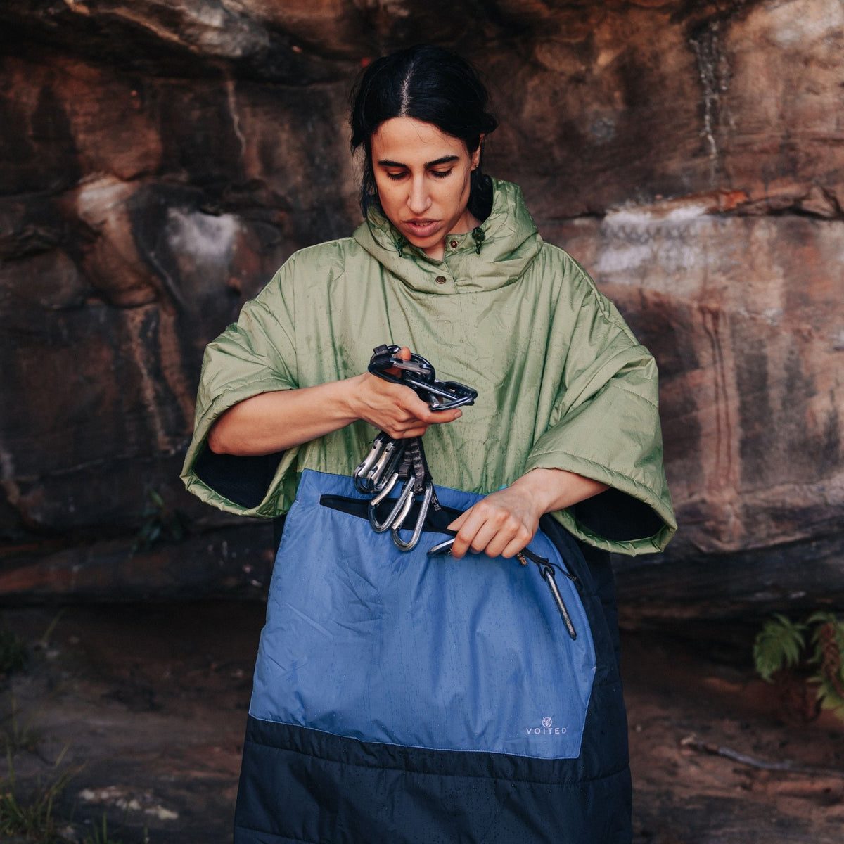 VOITED 3rd Edition Outdoor Poncho for Surfing, Camping, Vanlife & Wild Swimming - Ocean Navy/Olive