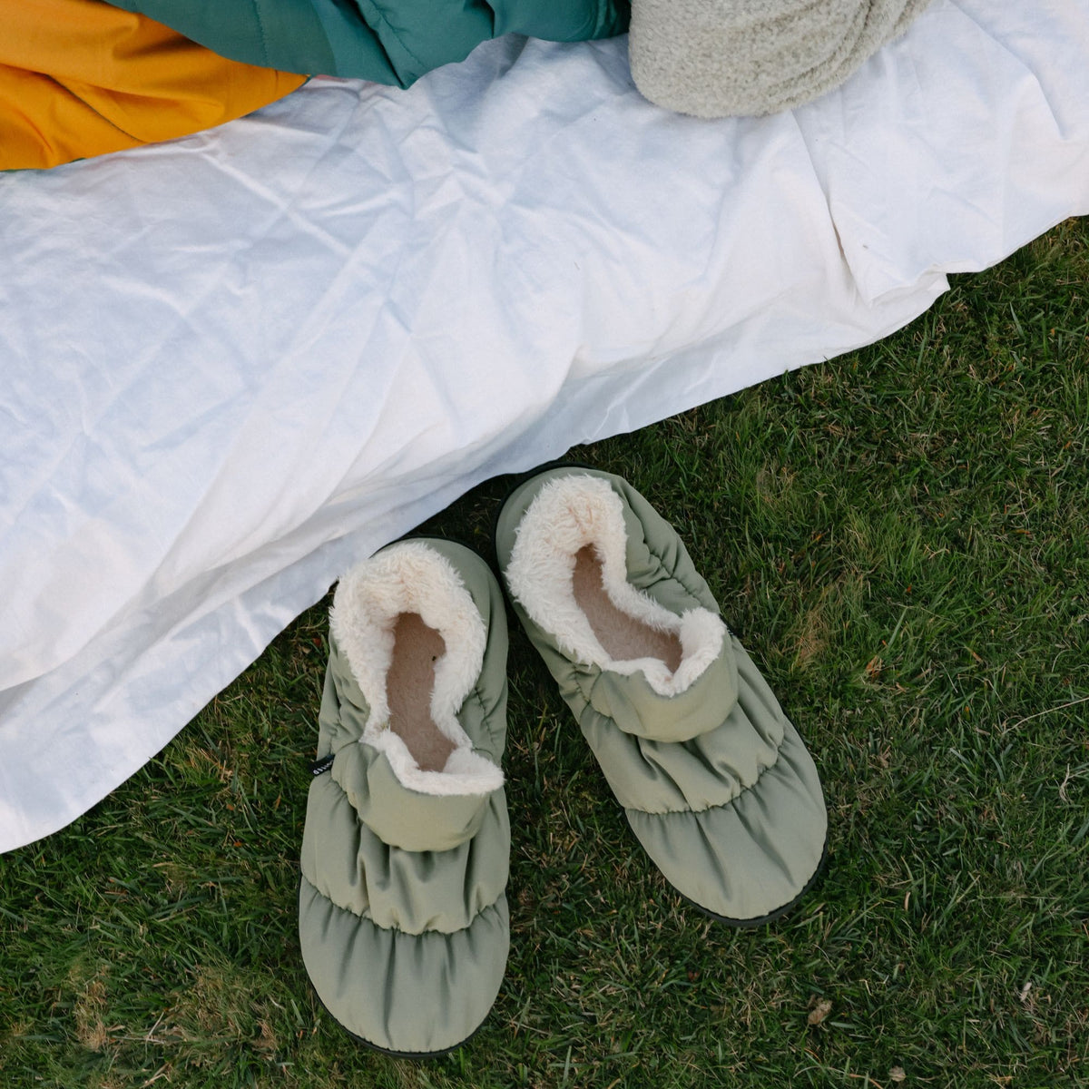 VOITED CloudTouch® Slippers - Lightweight, Indoor/Outdoor Fleece-Lined Camping Slippers -Sage