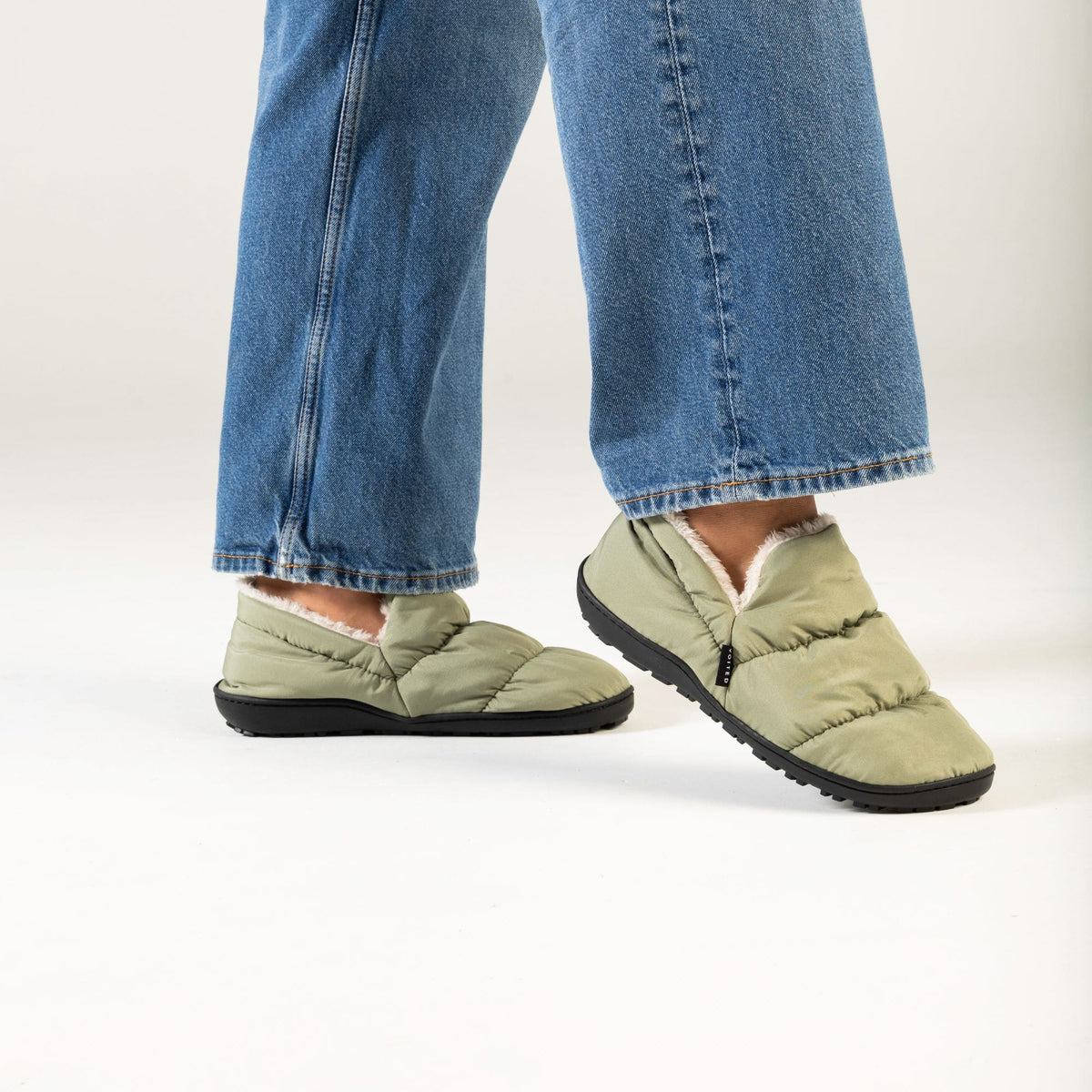 VOITED CloudTouch® Slippers - Lightweight, Indoor/Outdoor Fleece-Lined Camping Slippers -Sage