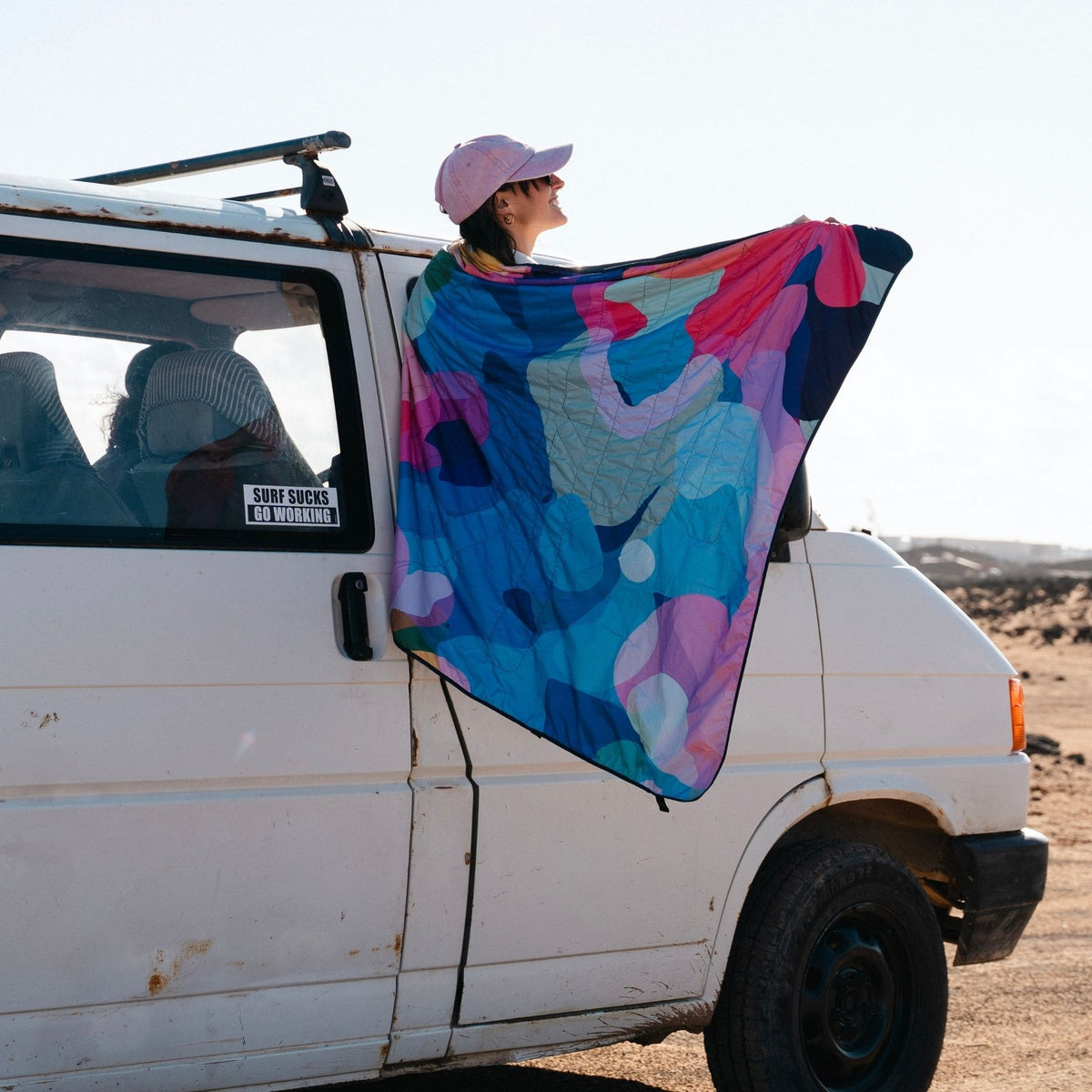 VOITED NeckPack™ Travel PillowBlanket™ - Beyond Real
