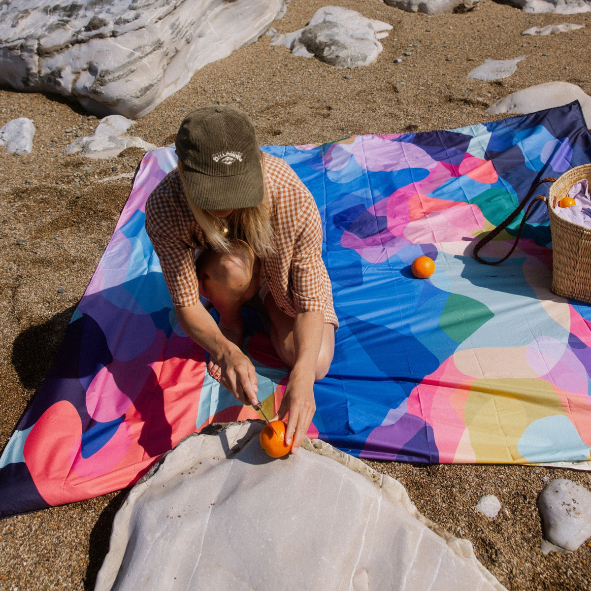 VOITED Sandfree Beach Sheet - Beyond Real